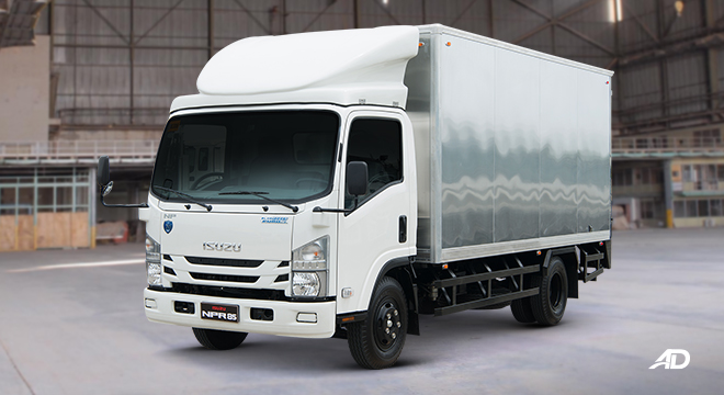 isuzu van 2017 price